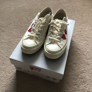 Like new CDG x converse chuck 70 OX Size 8 US